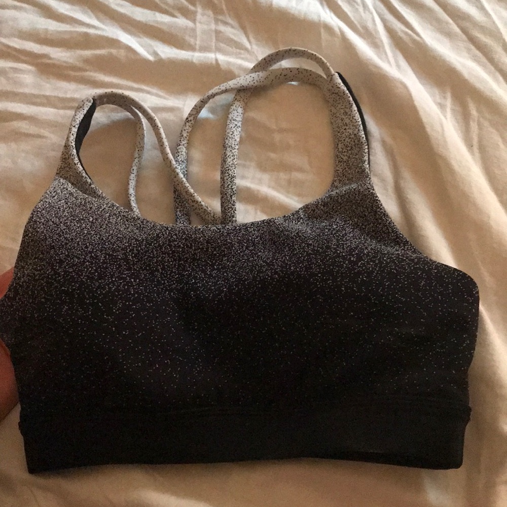 Lululemon black& white ombré Energy Sports Bra